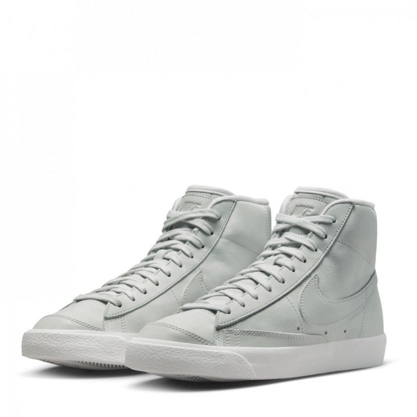 Nike Blazer Mid '77 LX Womens Shoes Grey/White