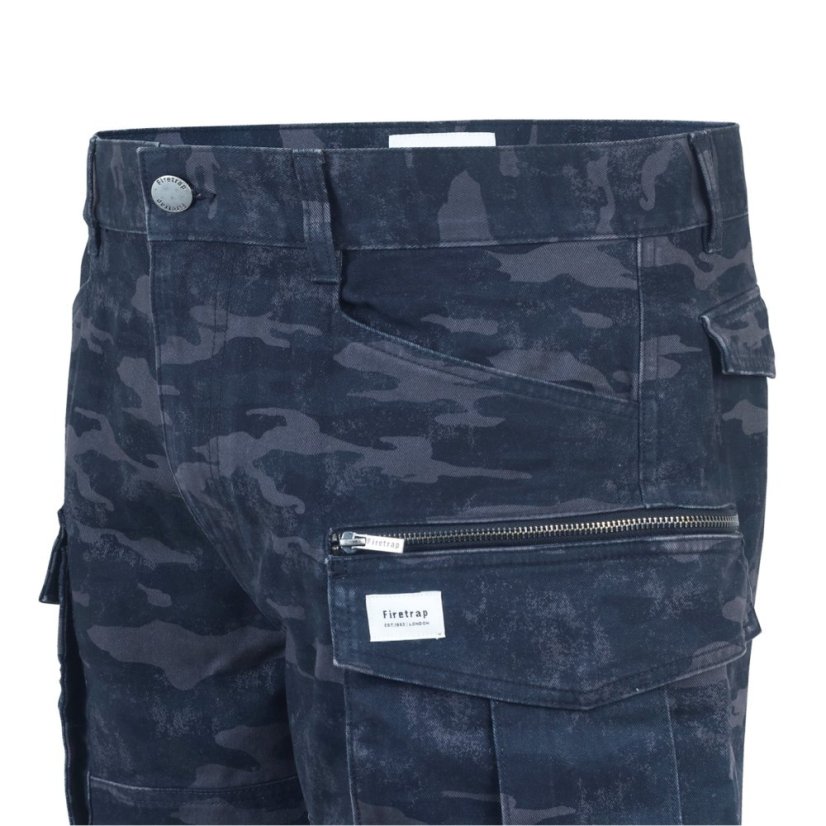 Firetrap BTK Short Snr00 Black Camo