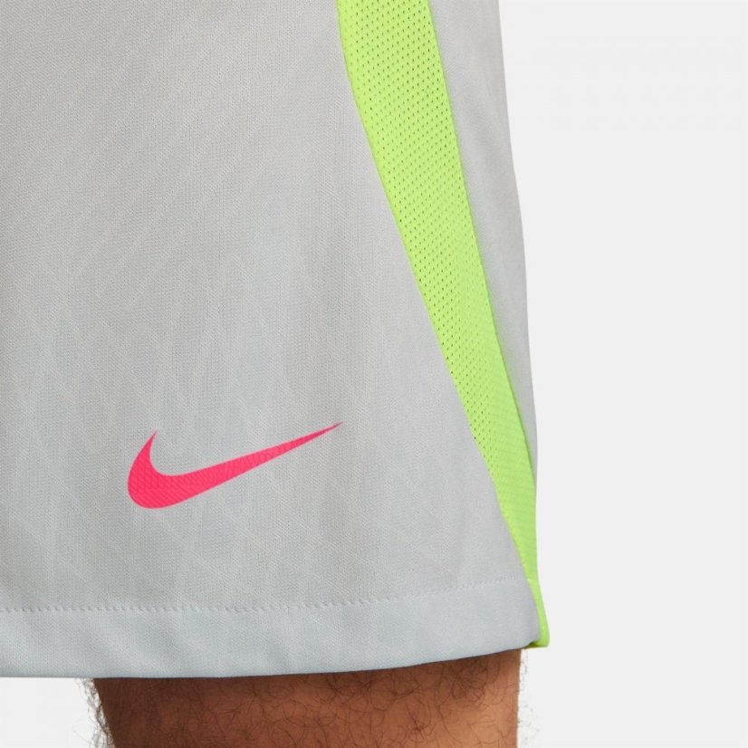 Nike Strike Shorts Platinum/Volt