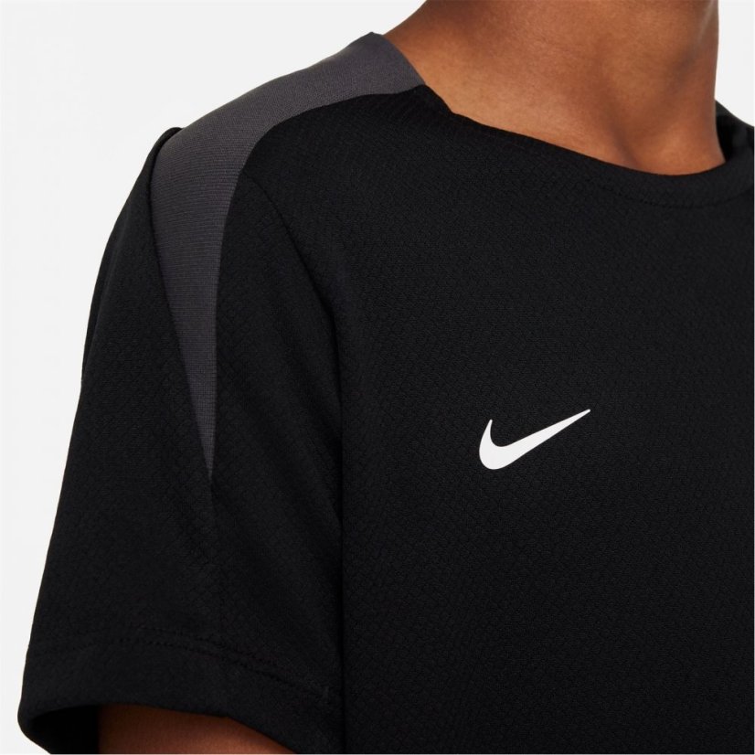 Nike Strike Dri-FIT Short-Sleeve Global Football Top Juniors Black/White