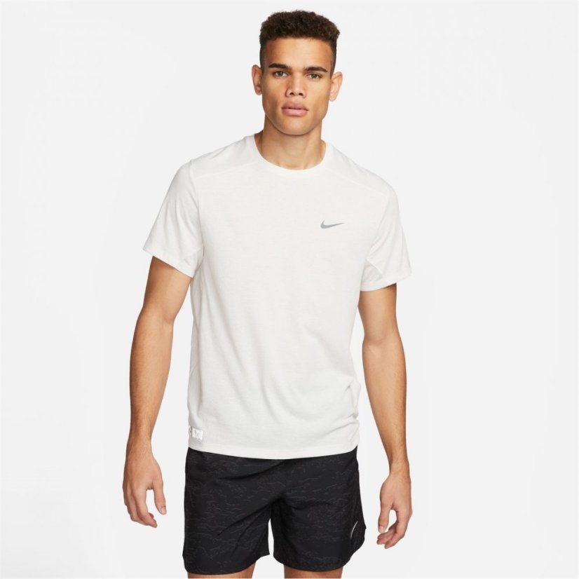 Nike Dri-FIT Run Division Rise 365 Men's Short-Sleeve Running Top Phantom