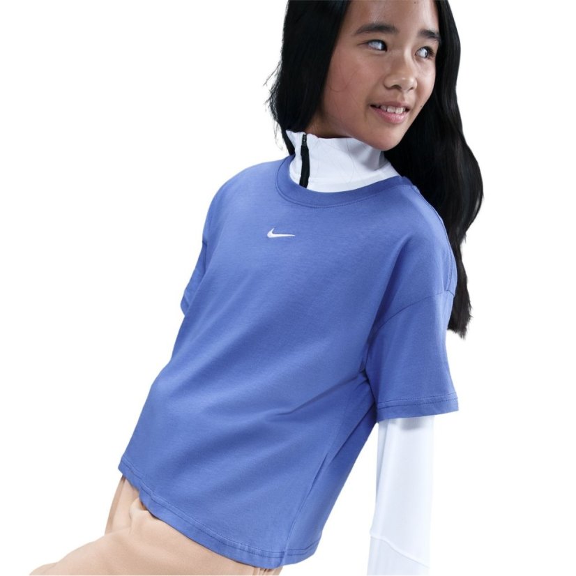 Nike Sportswear Big Kids' (Girls') T-Shirt Blue