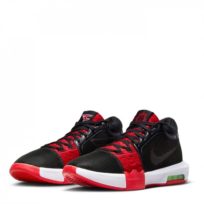 Nike LeBron Witness VIII basketbalová obuv Black/Wht/Red