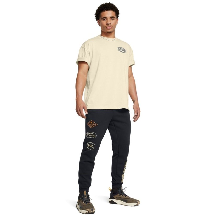 Under Armour Men's Closed Hem Fleece Joggers Black