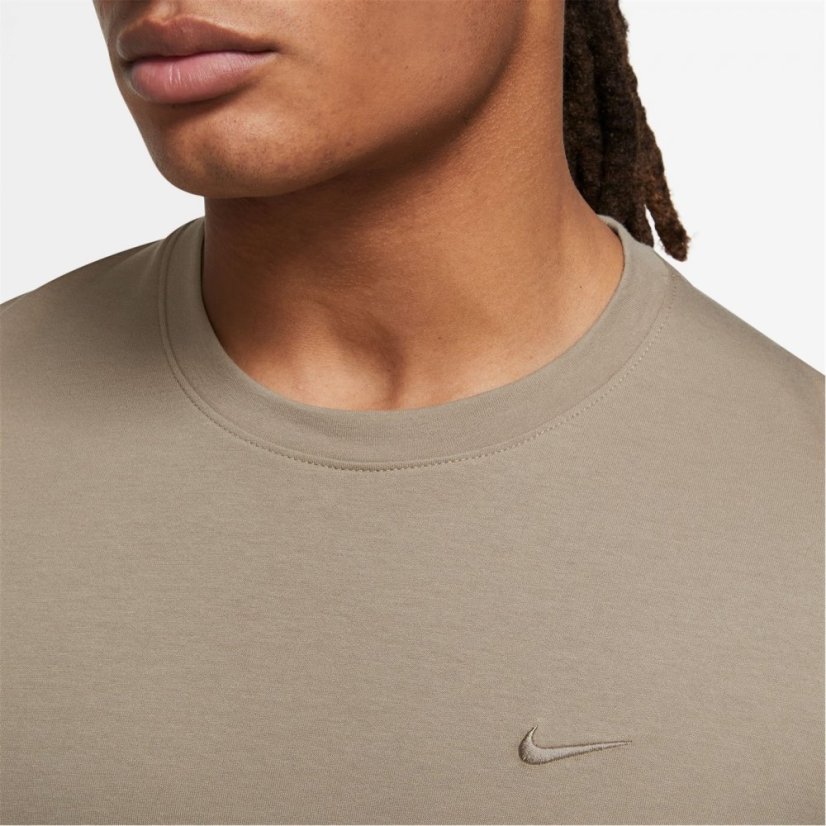 Nike Dri-FIT Primary Men's Short-Sleeve Training Top Khaki/Khaki