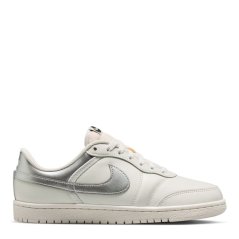Air Jordan Women's Low-Top Trainers White/Silver