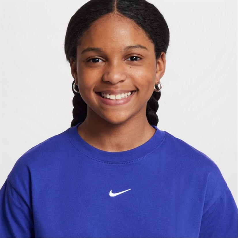 Nike Sportswear Big Kids' (Girls') T-Shirt Navy