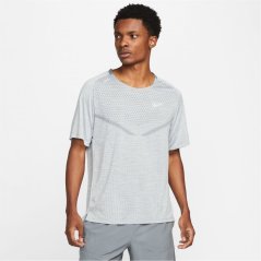 Nike Dri-fit Techknit Short Sleeve Running T Shirt Mens Smoke/Grey