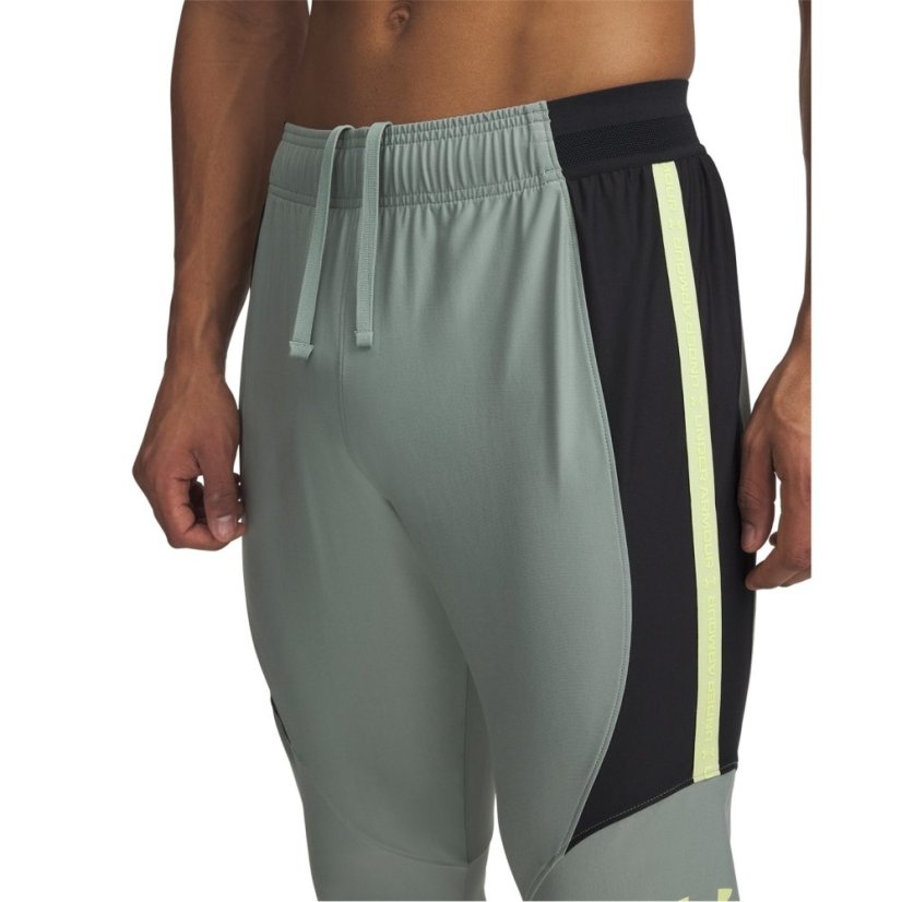 Under Armour Men's Performance Tracksuit Bottom Silica Green