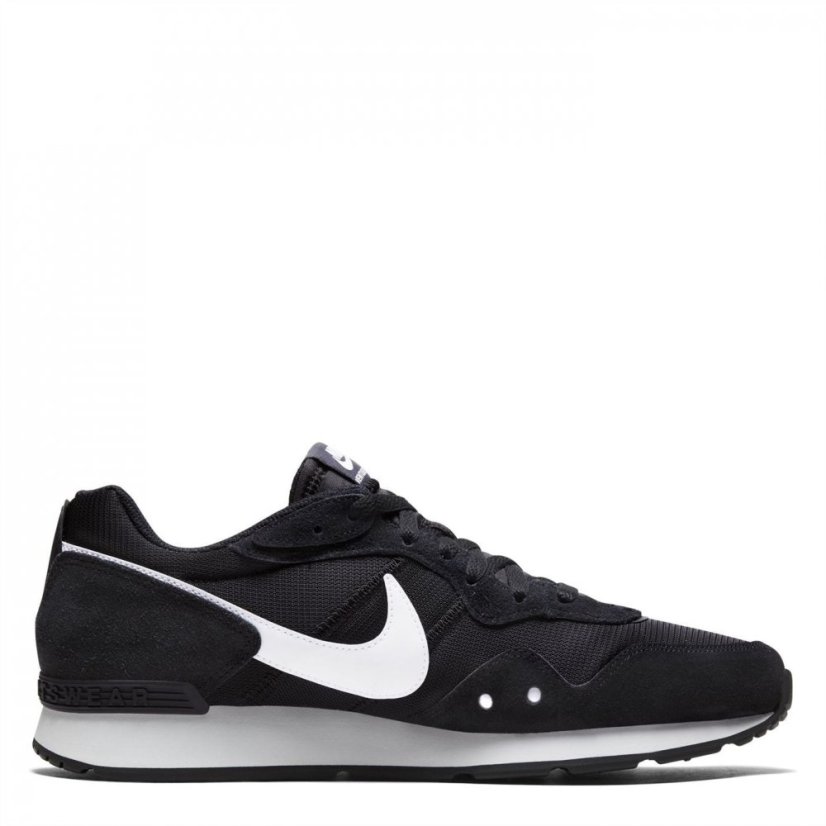 Nike Venture Runner Trainers Mens Black/White