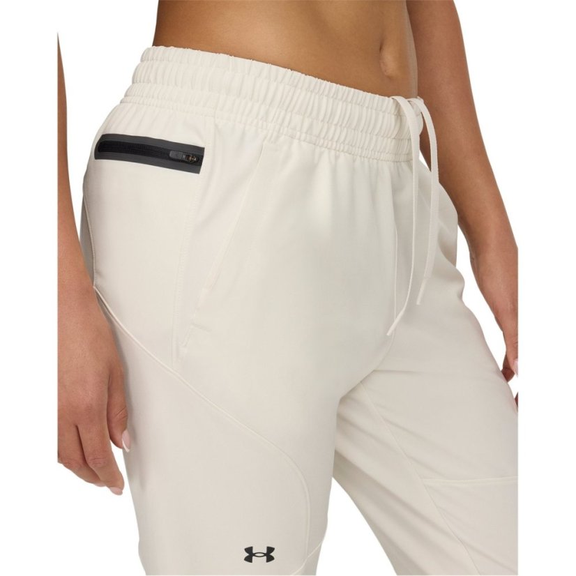Under Armour Women's Unstoppable Hybrid Closed Hem Joggers Brown