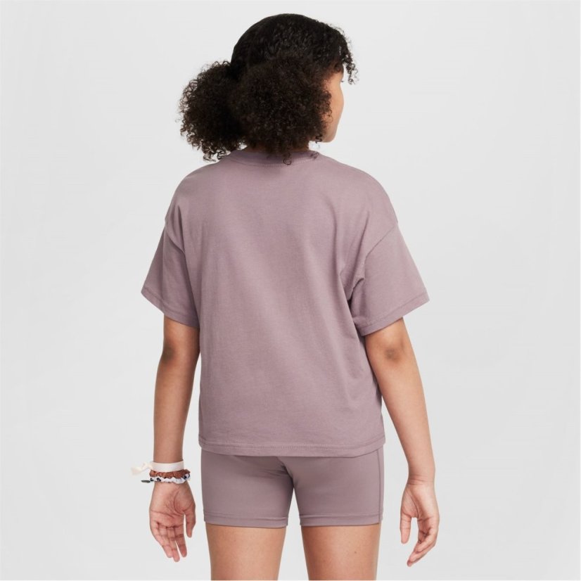 Nike Sportswear Big Kids' (Girls') T-Shirt Taupe Grey