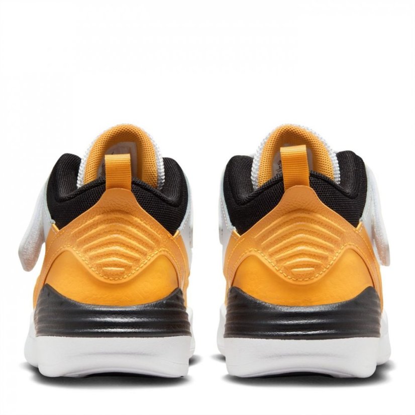 Air Jordan Max Aura 5 Little Kids' Shoes Yellow/White