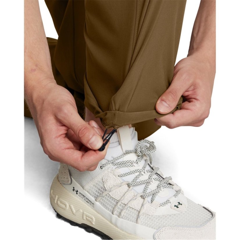 Under Armour Men's Vibe Woven Open Hem Fleece Joggers Brown