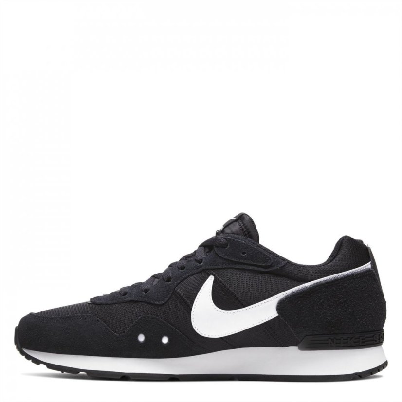 Nike Venture Runner Trainers Mens Black/White