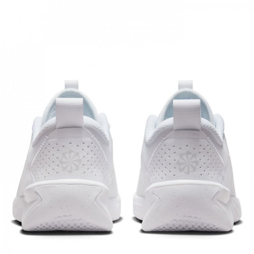 Nike Omni Multi-Court Big Kids' Indoor Court Shoes White/White